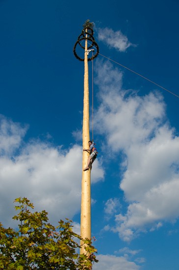 1205_maibaumfest.jpg