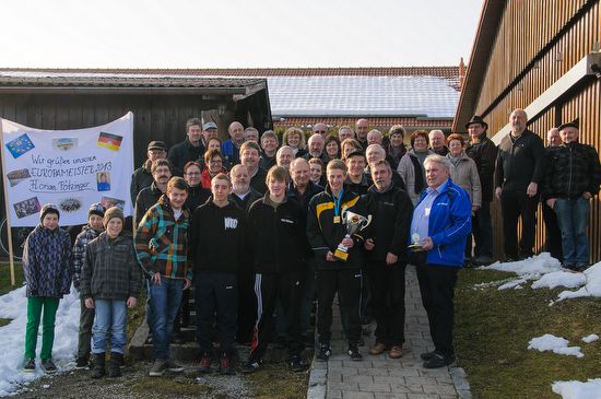 1303-em-06-550.jpg