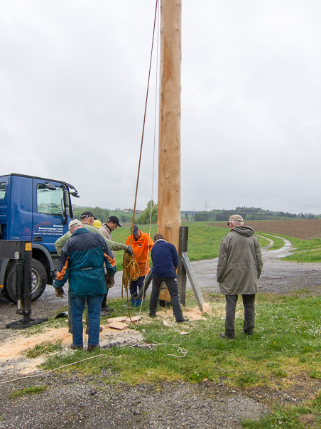 Maibaumumlegen 2015
