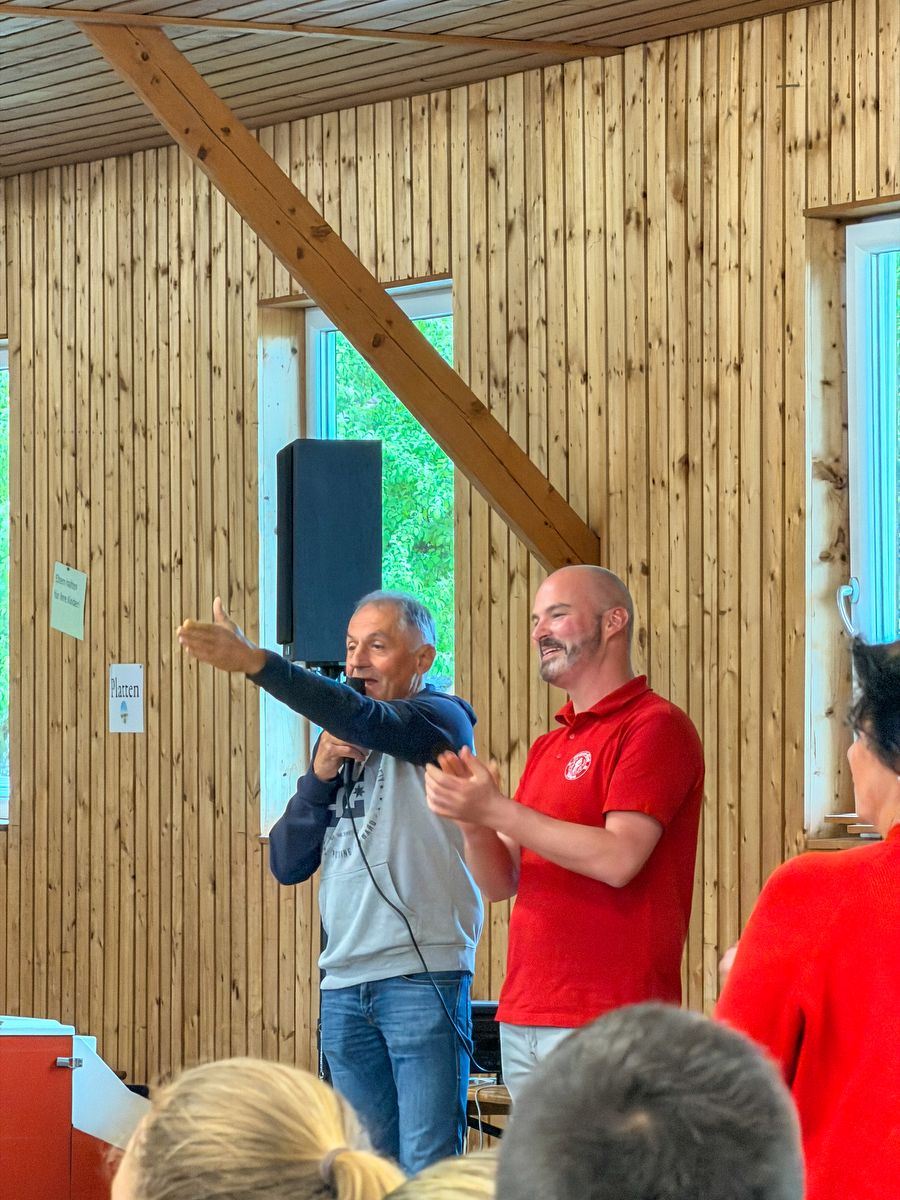 2605 04 Maibaumfest 072